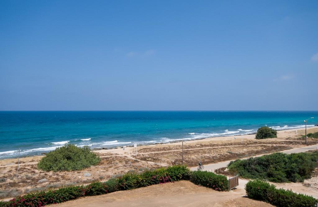 Ha-Aliya Sea View Leilighet Nahariya Eksteriør bilde