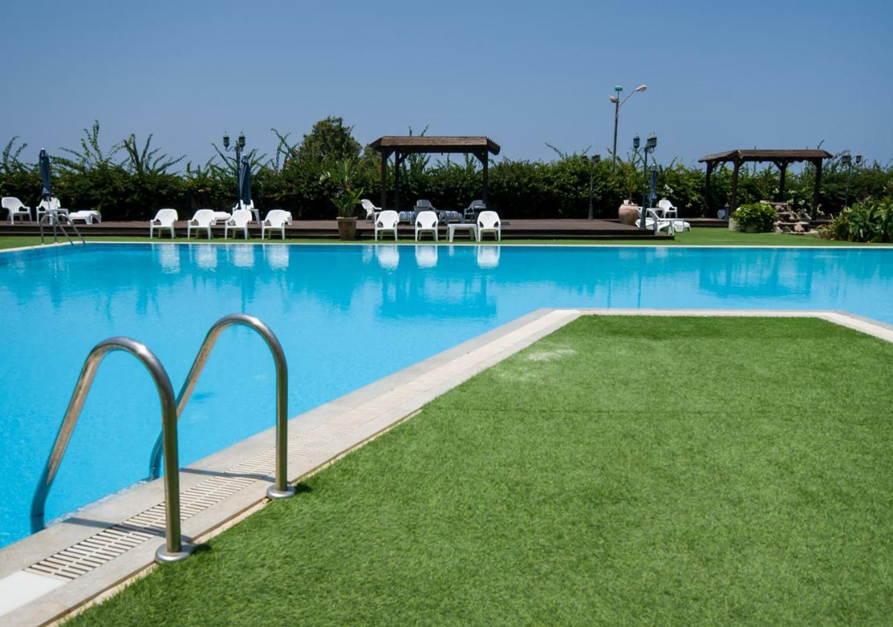 Ha-Aliya Sea View Leilighet Nahariya Eksteriør bilde